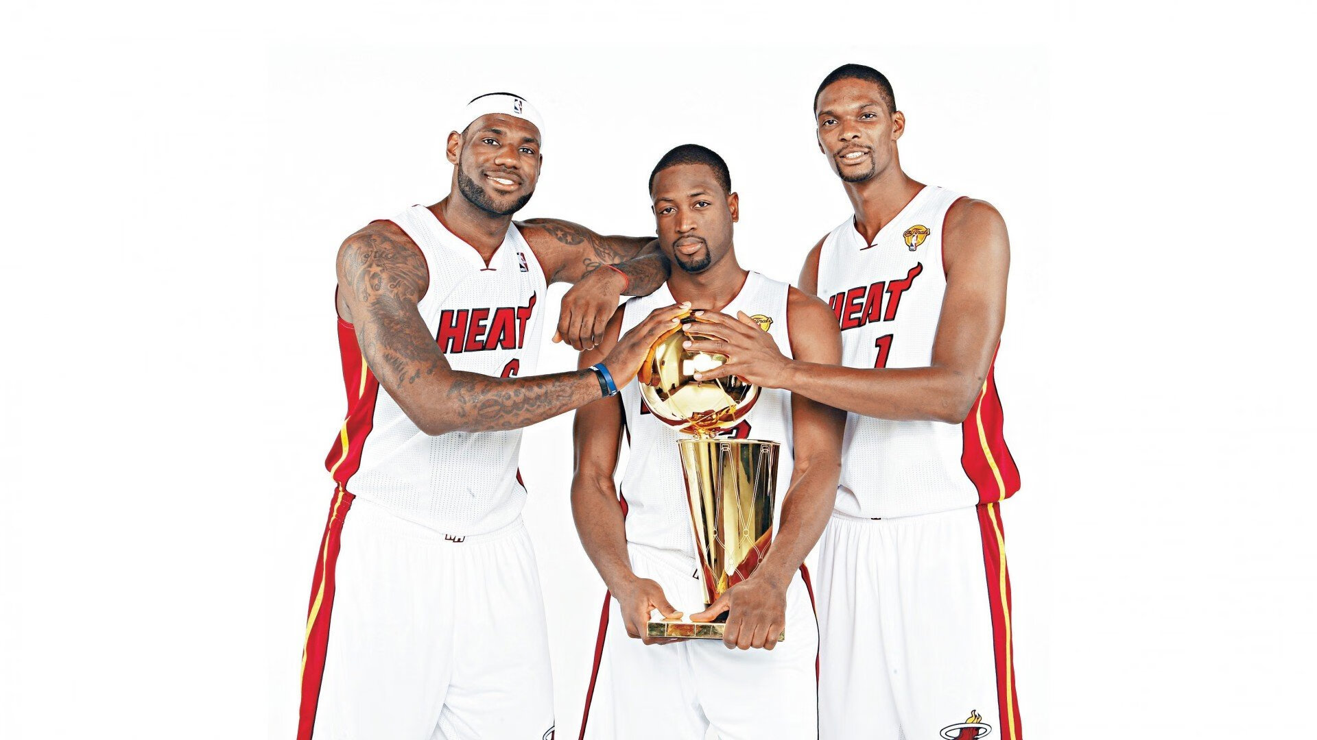 开云体育网站-冠军球队球员赛季访谈揭示日常训练秘密，冠军对冠军